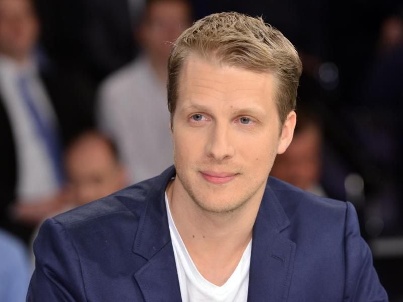 Oliver Pocher in der ZDF-Talksendung "Maybrit Illner". Foto: Karlheinz Schindler/dpa-Zentralbild/dpa