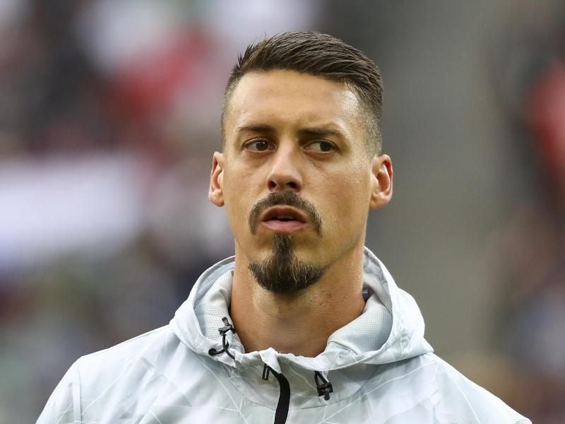 Sandro Wagner würde gerne Fußball-Trainer werden. Foto: Christian Charisius/dpa