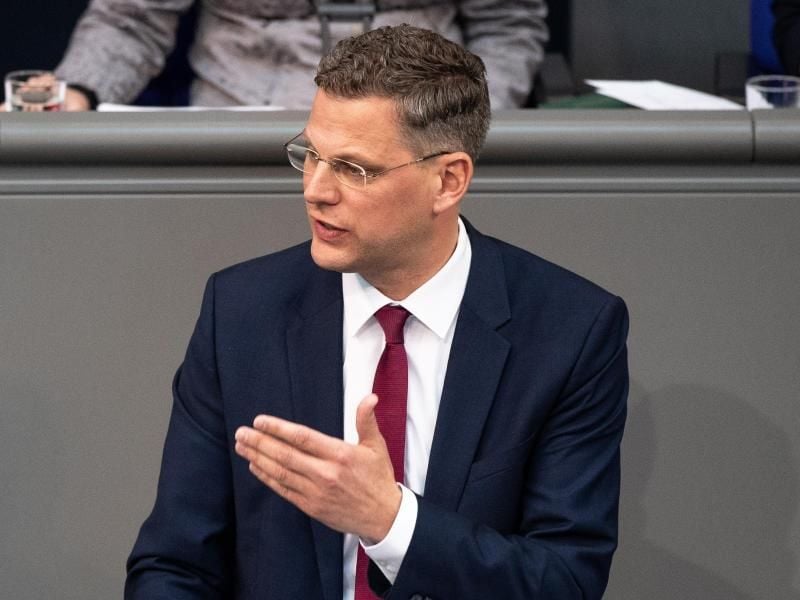 Christoph de Vries (CDU), Mitglied des Deutschen Bundestages, spricht während einer Sitzung. Foto: Fabian Sommer/dpa/Archivbild