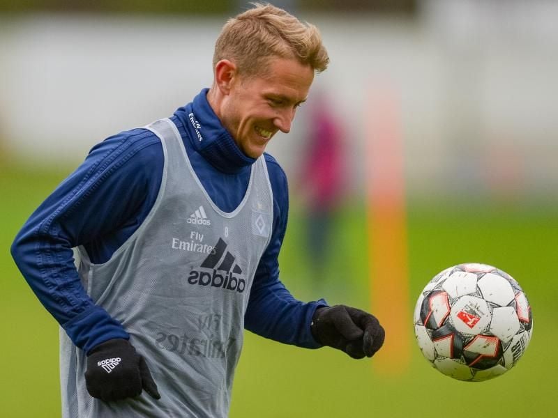 Hält sich in der Regionalliga bei Rot-Weiss Essen fit: Lewis Holtby. Foto: Axel Heimken