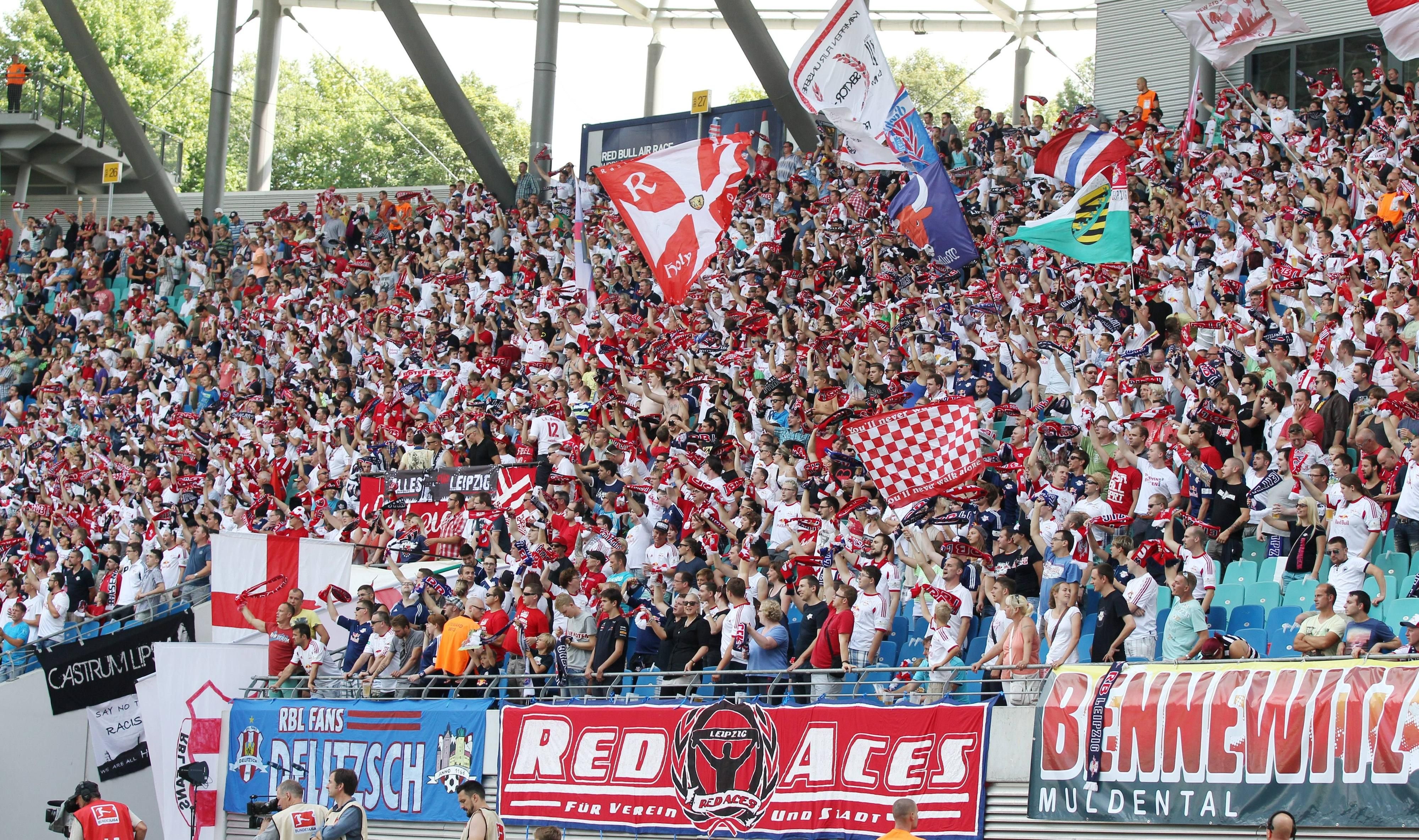 Die aktive Fanszene von RB Leipzig geht gegen den Fanverband auf die Barrikaden.