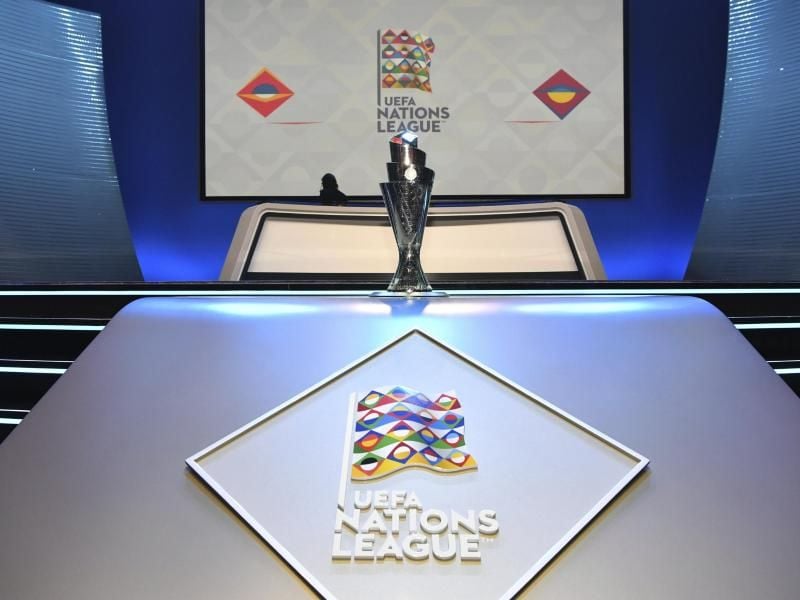 Pokal und Logo der UEFA Nations League. Foto: Harold Cunningham/UEFA via Getty Images/dpa