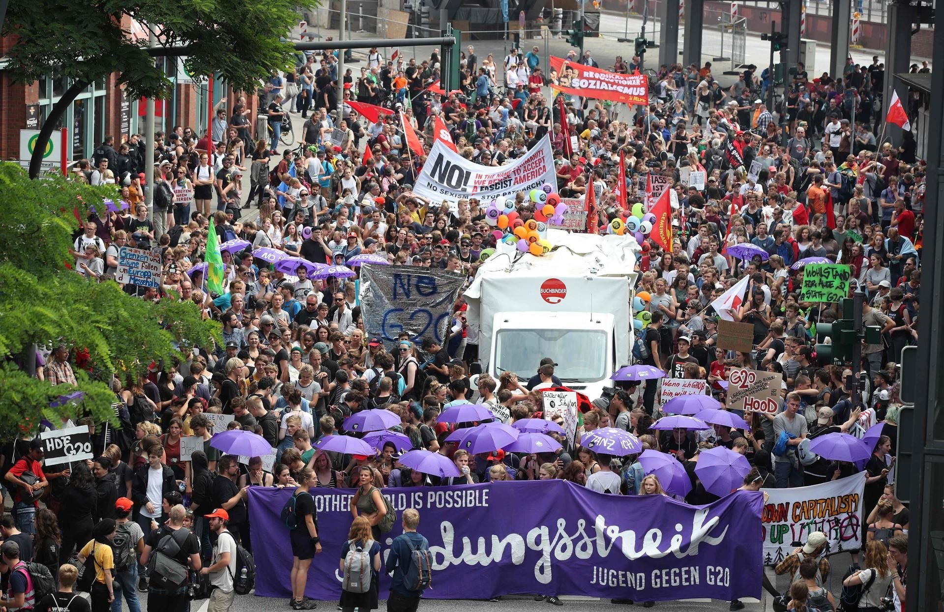 Eine Demo gegen den G20-Gipfel am Freitag.