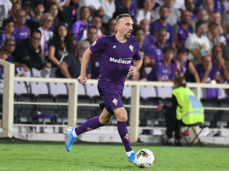 Franck Ribéry wurde unter Standing Ovations der Fiorentina-Fans eingewechselt. Foto: Claudio Giovannini/ANSA/AP