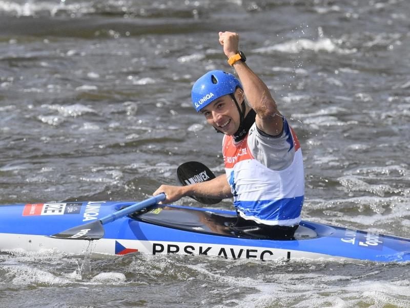 Jiri Prskavec aus Tschechien freut sich über seinen Sieg. Foto: Vít imánek/CTK/dpa