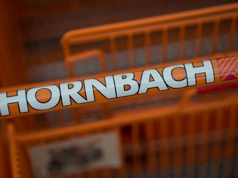 Einkaufswagen der Baumarktkette Hornbach. Foto: David-Wolfgang Ebener/Symbolbild