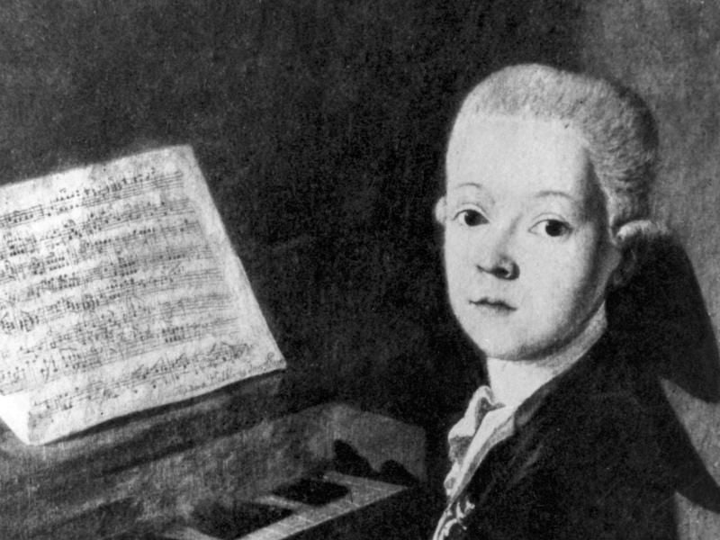 Wolfgang Amadeus Mozart als Wunderkind am Klavier in einem zeitgenössischen Gemälde (undatierte Aufnahme). Foto: dpa