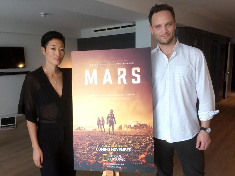 Die Hauptdarsteller Ben Cotton und Jihae stellen die sechsteiligen TV-Serie „Mars” in London vor. Foto: Katrin Kasper