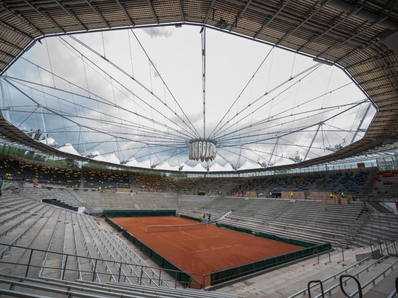 Das Tennisturnier am Hamburger Rothenbaum kann vor bis zu 2300 Zuschauern gespielt werden. Foto: Daniel Reinhardt/dpa