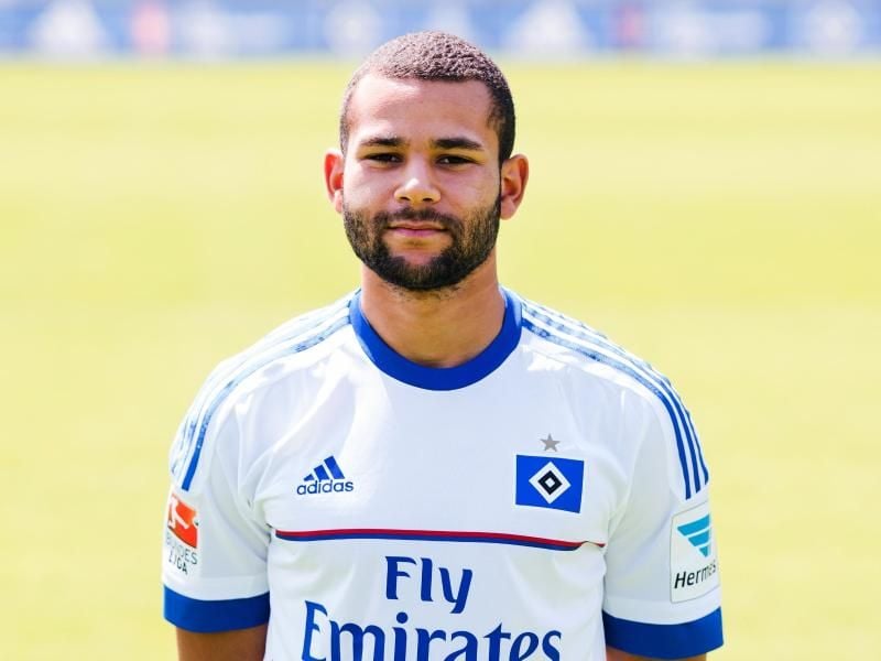 Spieler Ashton Götz. Foto: Daniel Bockwoldt/Archiv