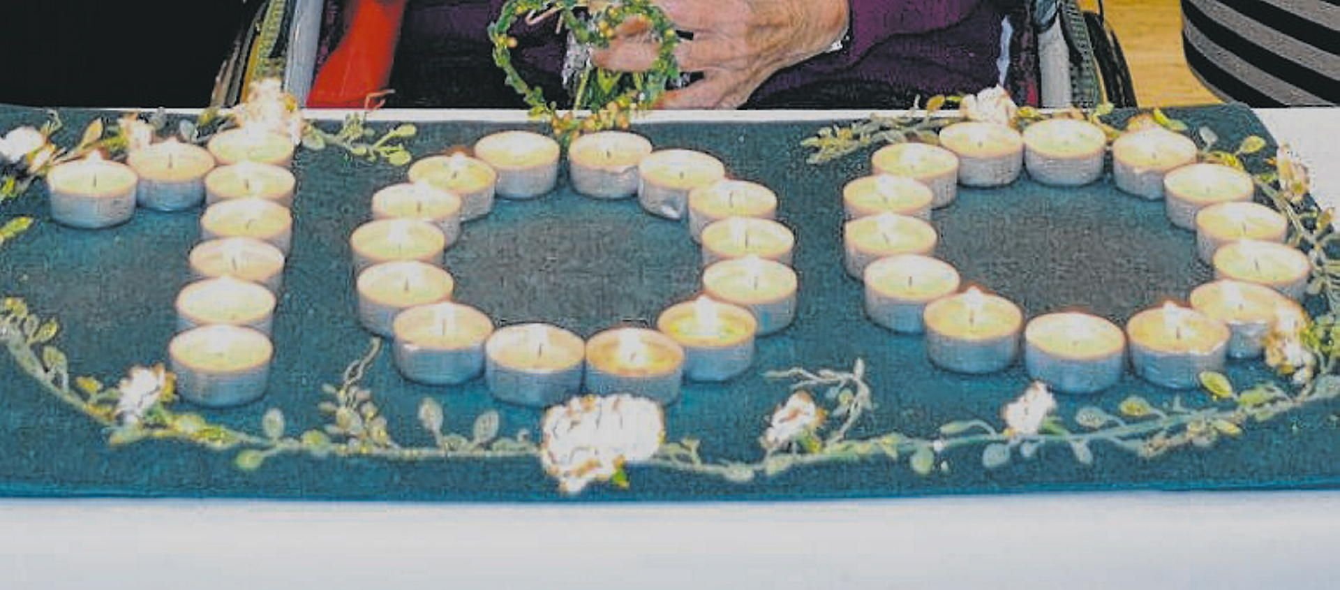 Jubilare sollen sich beim Salzlandkreis melden.