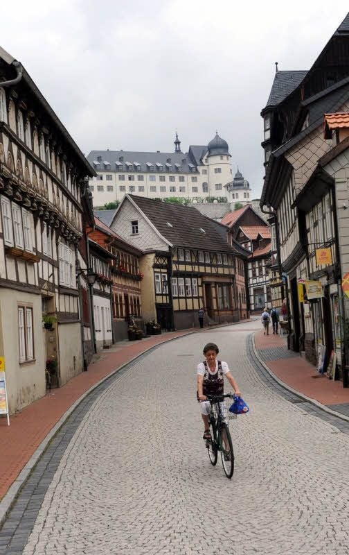 Die Harzstadt Stolberg verbuchte im vergangenen Jahr mehr Gäste. Im Schloss soll bald ein neues Hotel eröffnet werden.