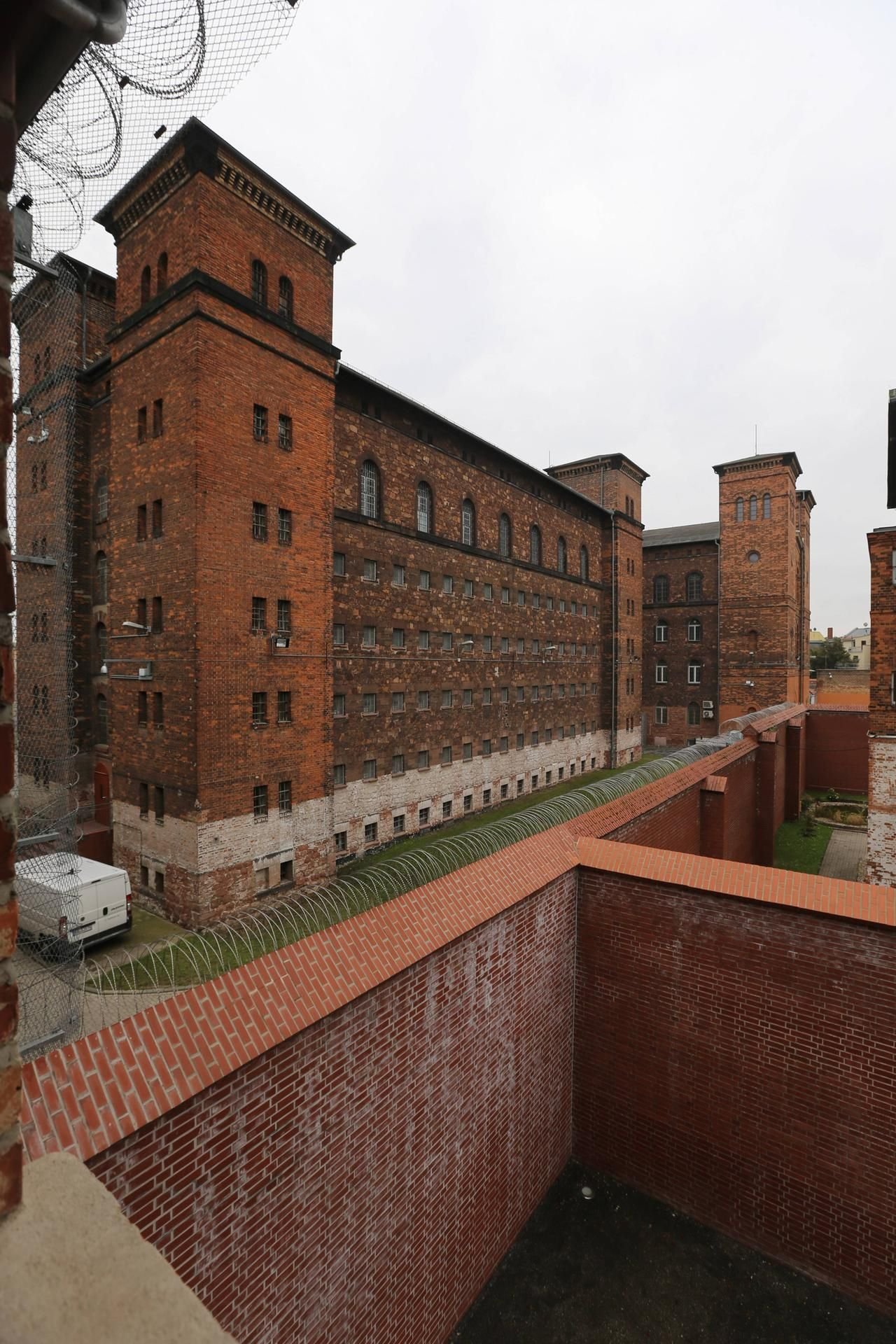 Blick in den Hof der Justizvollzugsanstalt Roter Ochse Halle (Saale).