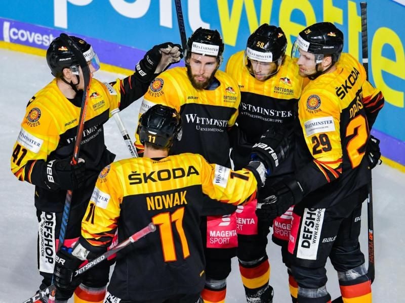 So lange der Bundestrainer nicht alle Spieler von Beginn an offiziell meldet, sind noch Nachnominierungen möglich. Foto: Uwe Anspach