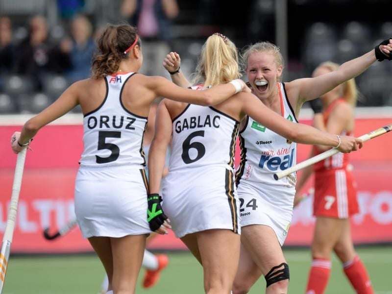 Die deutschen Hockey-Damen konnten gegen England ein Tor bejubeln. Foto: Frank Uijlenbroek