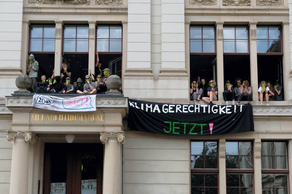 Studierende besetzen bis zum Nachmittag das Melanchthonianum.