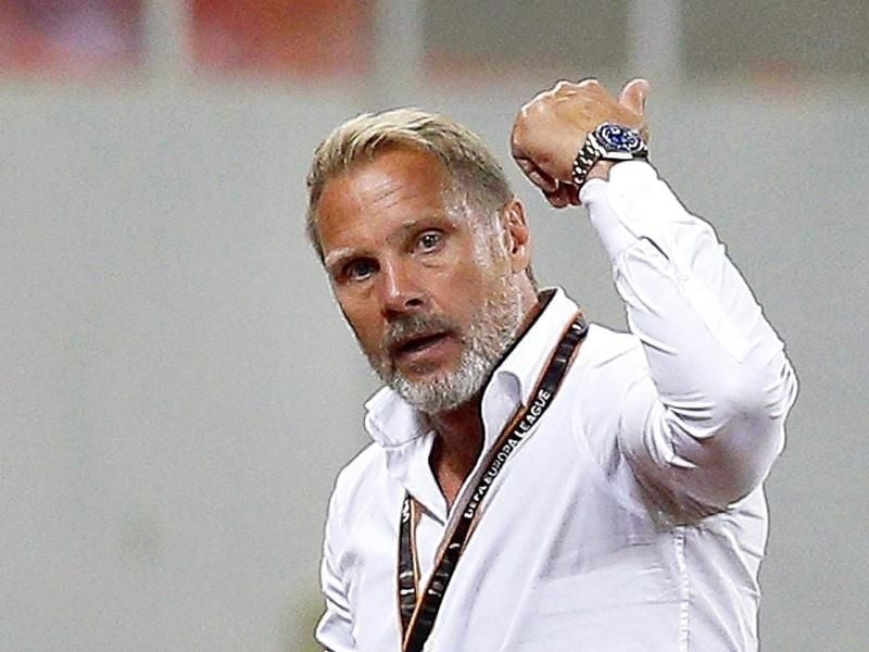 Thorsten Fink ist neuer Trainer von Vissel Kobe. Foto: Robert Ghement/EPA
