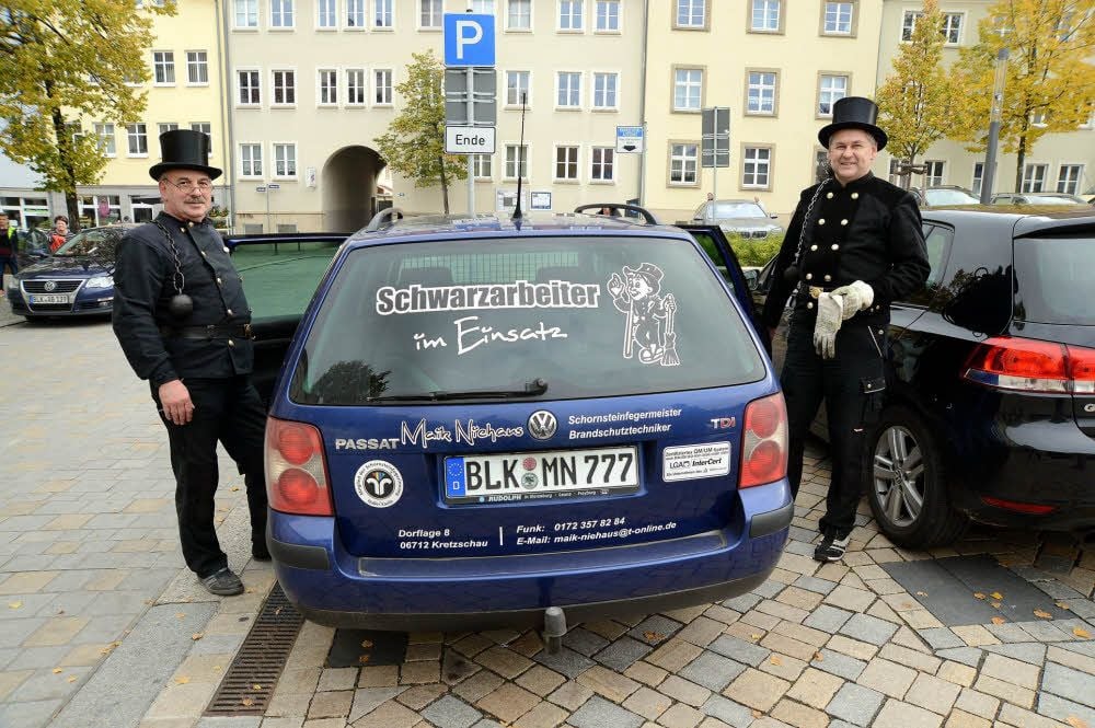 Auch etwas - im wahrsten Wortsinn - schwarzer Humor gehört zum Berufsalltag.