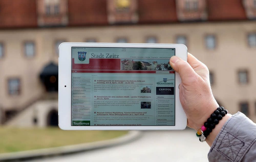 So wird man in Zeitz begrüßt: Viel Text, wenige Fotos, wenig Struktur. Aber das soll sich ändern. Irgendwann.