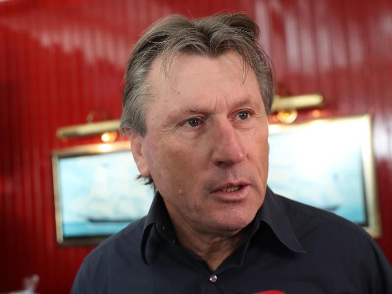 Manfred Kaltz lässt kein gutes Haar am „HSV von heute”. Foto: Christian Charisius