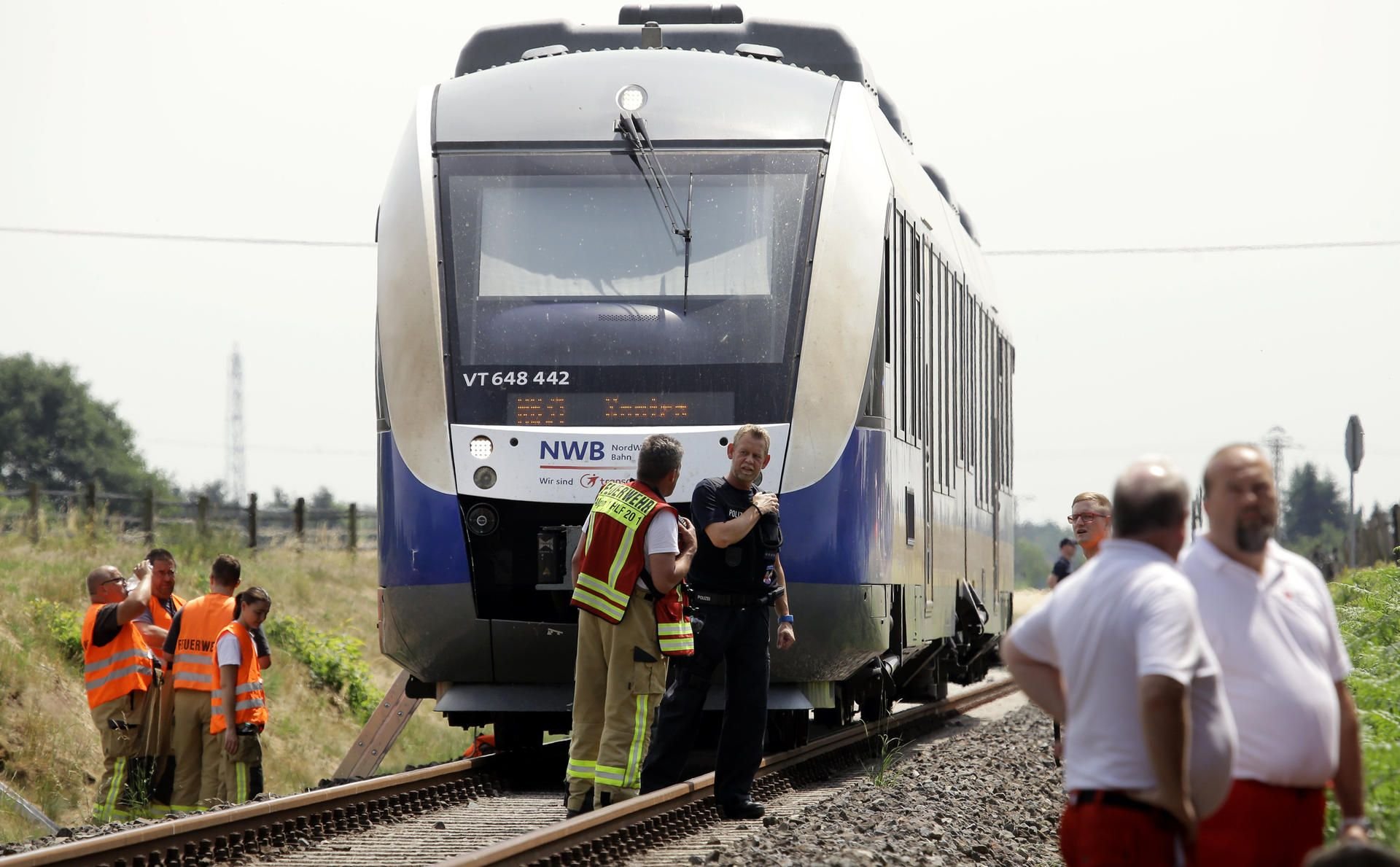 In Alpen am Niederrhein hat sich ein Unfall an einem Bahnübergang ereignet.