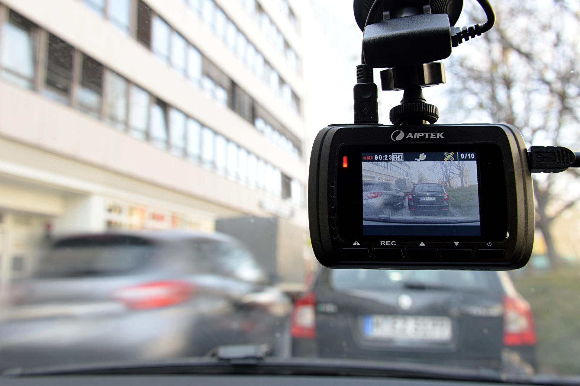 Dashcam im Auto (Symbolbild)