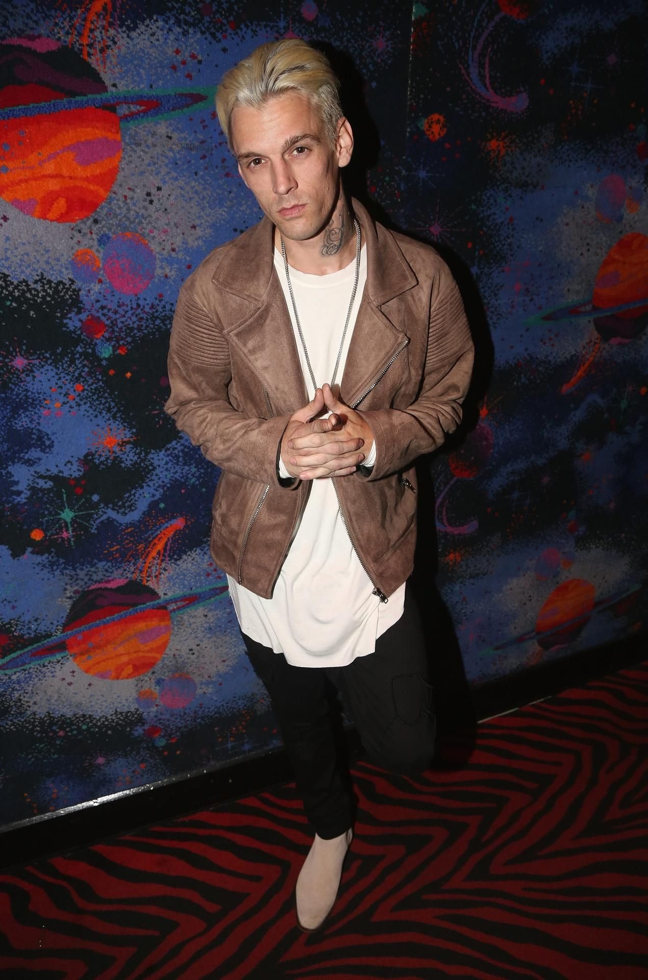 Erschreckend dünn sieht Aaron Carter heute aus.