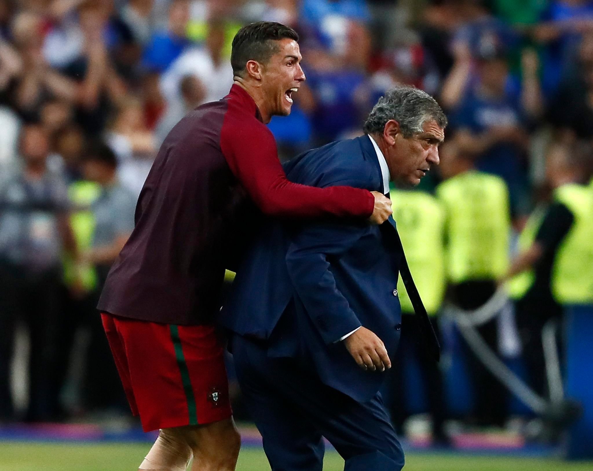 Cristiano Ronaldo (l.) und Trainer Fernando Santos