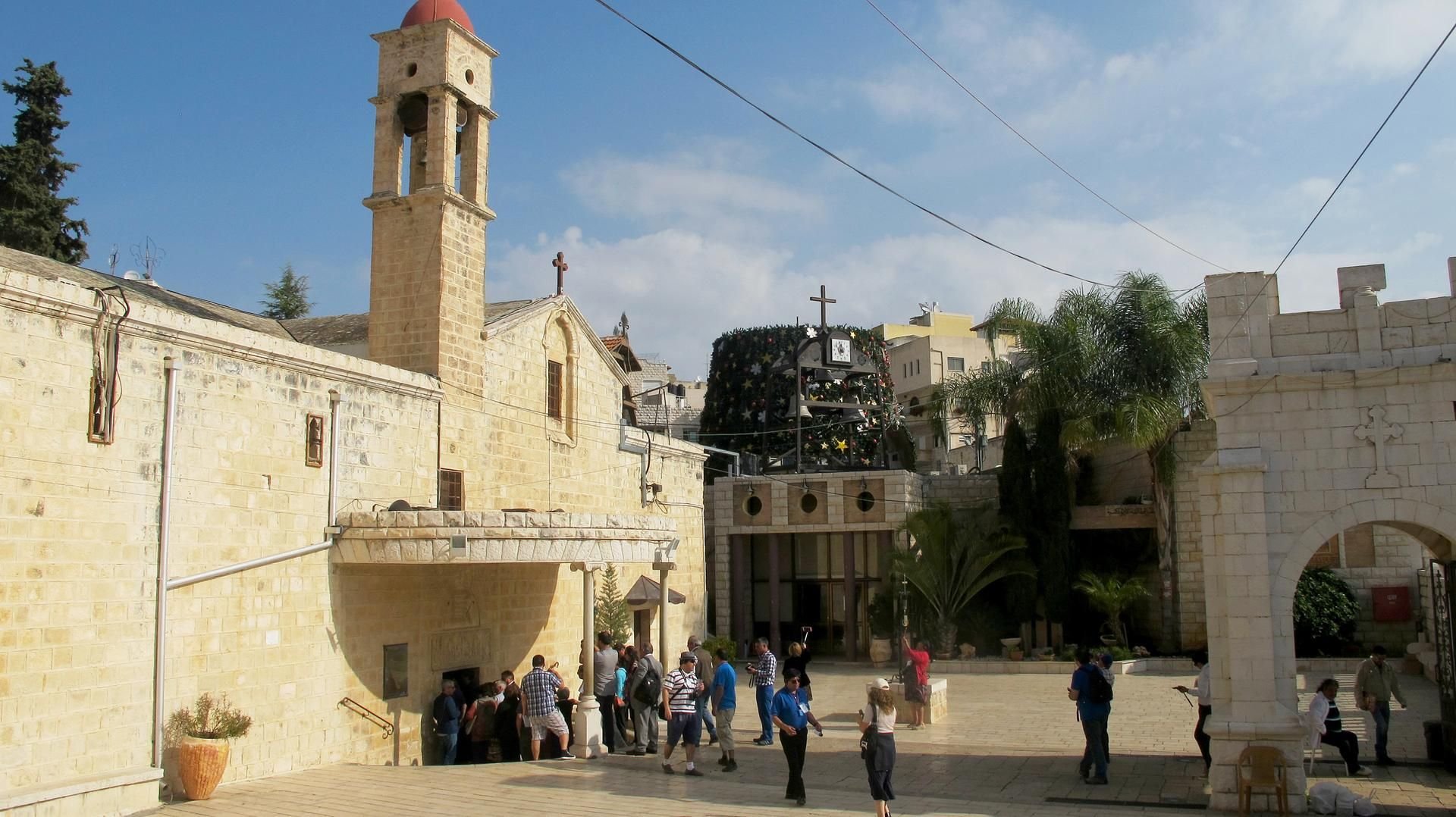 Jedes Jahr pilgern zahlreiche Gläubige nach Nazareth. Oft kam es zu Verwechslungen mit der Nachbarstadt Nazareth-Illit, die deshalb jetzt einen neuen Namen hat.