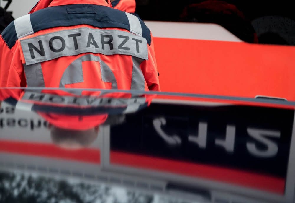 Zwei Notärzte, die auch im Saalekreis Dienst verrichtet haben, mussten sich vor Gericht verantworten. Einer von beiden wurde wegen gefährlicher Körperverletzung verurteilt.