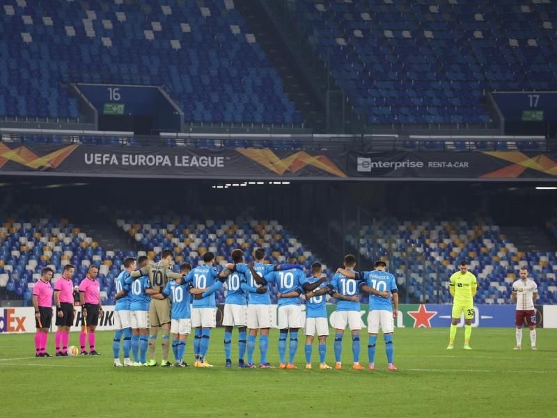 In Gedenken an Maradona liefen alle Spieler des SSC Neapel mit der Nummer 10 auf dem Rücken. Foto: Alessandro Garofalo/LaPresse via ZUMA Press/dpa
