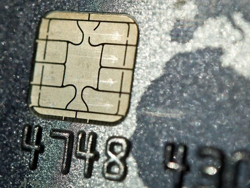 Ein gutes Kreditangebot hat nicht selten einen Haken. Wer nicht aufpasst, wird schnell Clubmitglied. Foto: Ole Spata/dpa