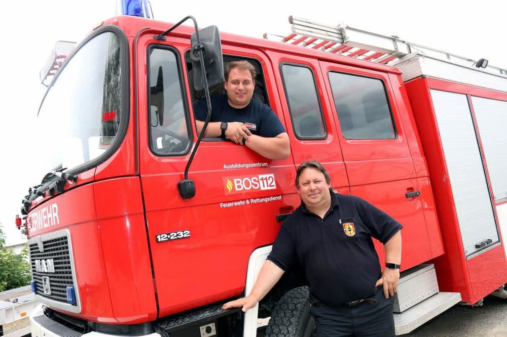 Detlef (unten) und Alexander Willems haben die Meisterschaft organisiert.