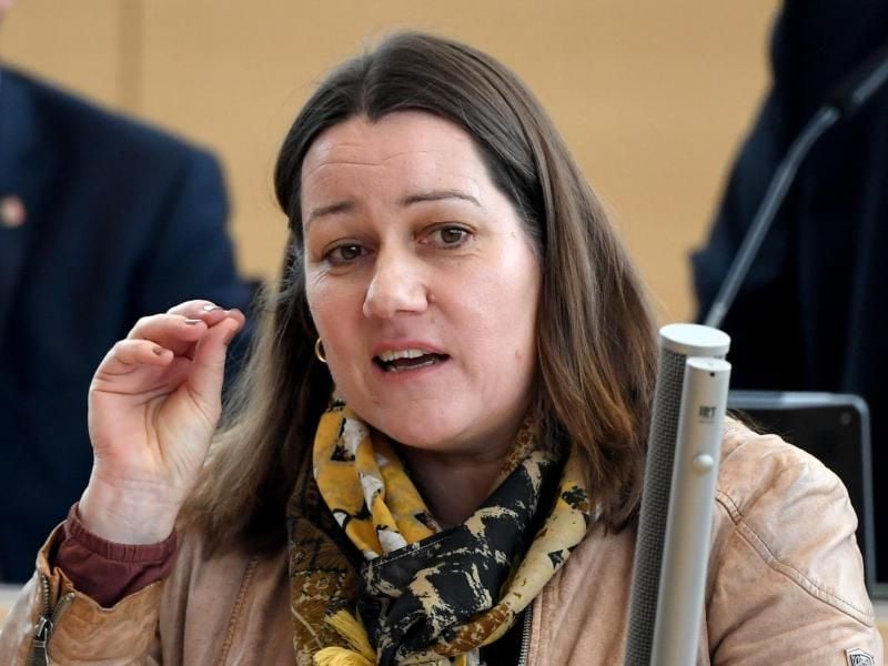 Beate Raudies, finanzpolitische Sprecherin SPD-Fraktion im Landtag von Schleswig-Holstein, spricht. Foto: Carsten Rehder/Archivbild