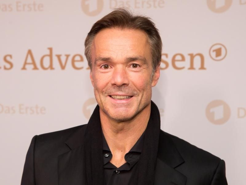 Hannes Jaenicke hat sich von seiner Freundin getrennt. Foto: Tobias Hase