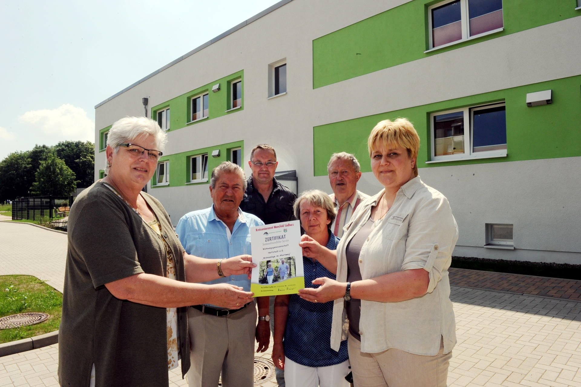 Die Wohnanlage im Ahornweg 8-10 in Hettstedt gehört zu jenen 150 Einrichtungen im Kreis, die durch den Kreisseniorenrat als seniorenfreundlich zertifiziert worden sind.