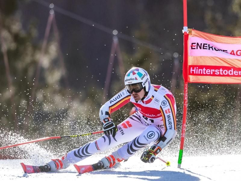 Stefan Luitz ist für den ersten Riesenslalom in Sölden gesetzt. Foto: Johann Groder/APA/Expa/dpa