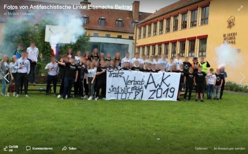 Eine Abschlussklasse in Mihla sorgt mit einem Foto für Aufsehen.