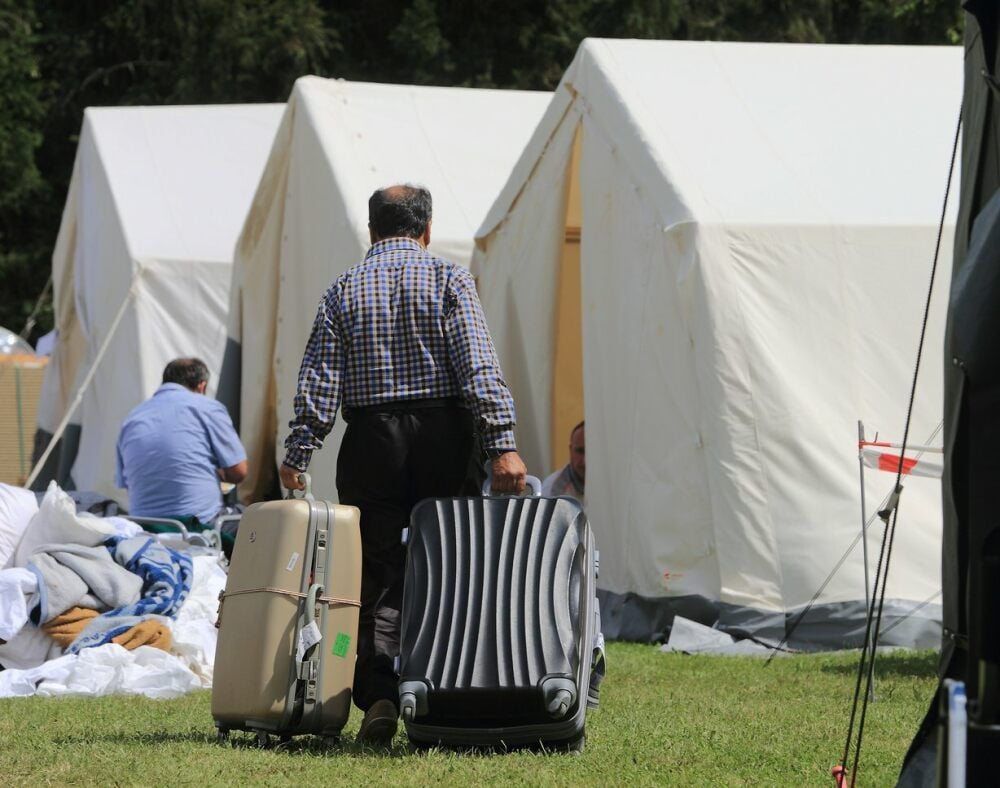 2015 wurden die Flüchtlinge in der Zentralen Aufnahmestelle in Halberstadt zunächst in Zelten untergebracht.