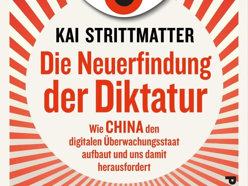 Kai Strittmatter erklärt „Die Neuerfindung der Diktatur - Wie China den digitalen Überwachungsstaat aufbaut und uns damit herausfordert”. Foto: Piper Verlag München