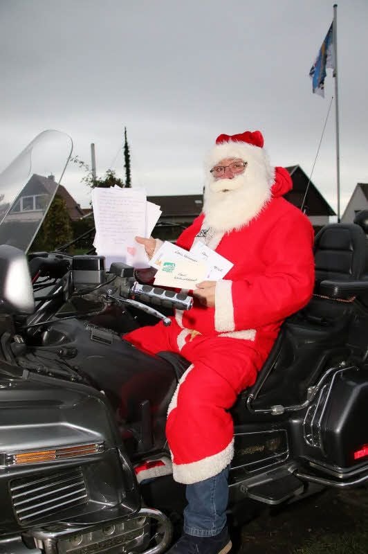 Thomas Fulczyk auf seinem Motorrad.