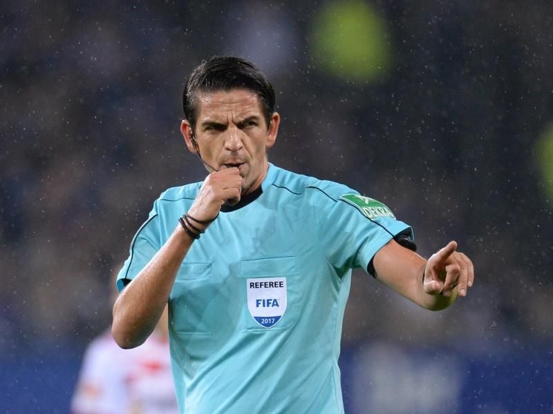 Sammelte schlechte Erfahrungen als Schiedrichter bei Spielen von Jugendmannschaften: FIFA-Referee Deniz Aytekin. Foto: Daniel Reinhardt