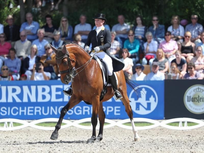 Isabell Werth muss in Balve auf ihr verletztes Pferd Emilio verzichten. Foto: Friso Gentsch