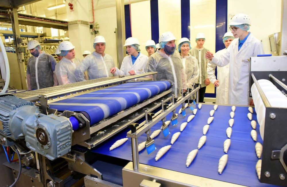 Im Aryzta-Werk in Eisleben wurde im März beim Azubi-Infotag an morgen gedacht. Für den nahen Standort Mansfeld aber sieht es düster aus.
