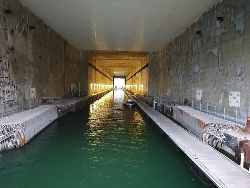 Der U-Boot Bunker Keroman 3 in Lorient. Foto: Andreas Vennewald/ZDF/dpa