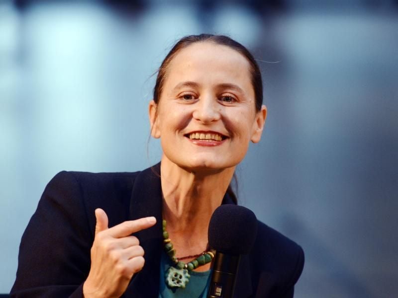In der Hamburger Elbphilharmonie beginnt das neue Jahr mit Sasha Waltz. Foto: Uli Deck/Archiv