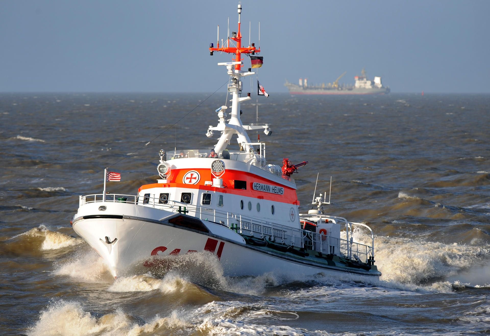 Ein Seenotrettungskreuzer der Deutschen Gesellschaft zur Rettung Schiffsbrüchiger (DGzRS).