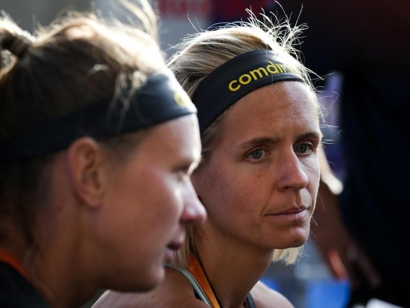 Kassierten zum Start in das Turnier in Gstaad eine Niederlage: Laura Ludwig (r) und Margareta Kozuch. Foto: Christian Charisius