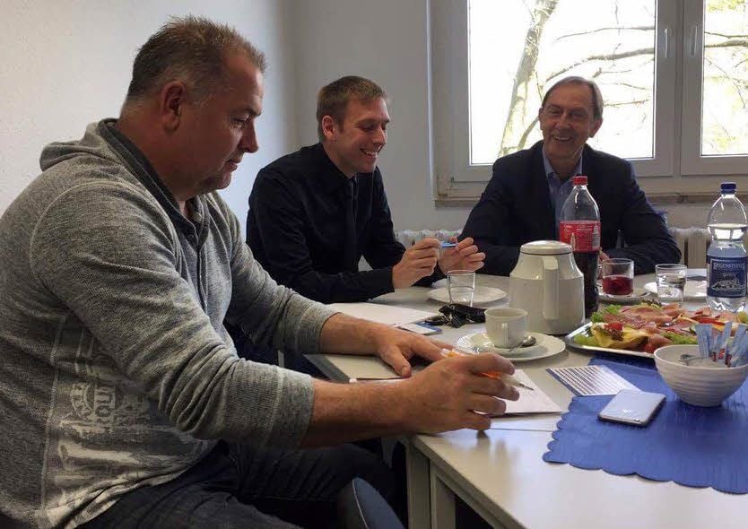 Ralf Theumer, Christoph Richter und Ralph Hirsch bei der Vorstellung. Lange währte das Kapitel Richter beim DRHV nicht.