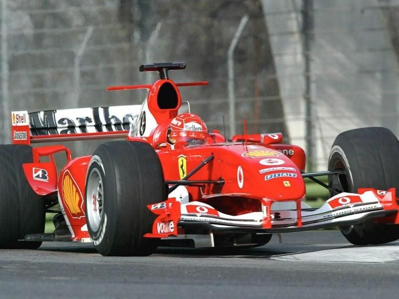 Der F2004 wird auf der Rennstrecke in Imola von Michael Schumacher getestet - der Junior wird in Hockenheim in dem Wagen fahren. Foto (2004): epa ansa Giorgio Benvenuti Foto: epa ansa Giorgio Benvenuti